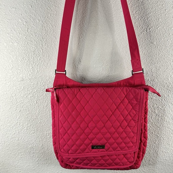 Vera Bradley Handbags - Vera Bradley Fushia Pink Hipster Crossbody Quilted 13'x11'' EUC